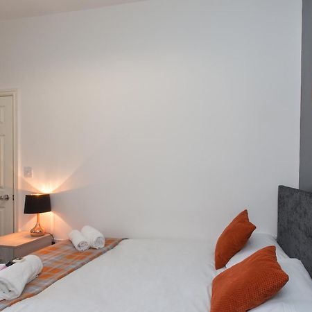 Bed and Breakfast Townhouse @ Corporation Street Stoke Habitación foto