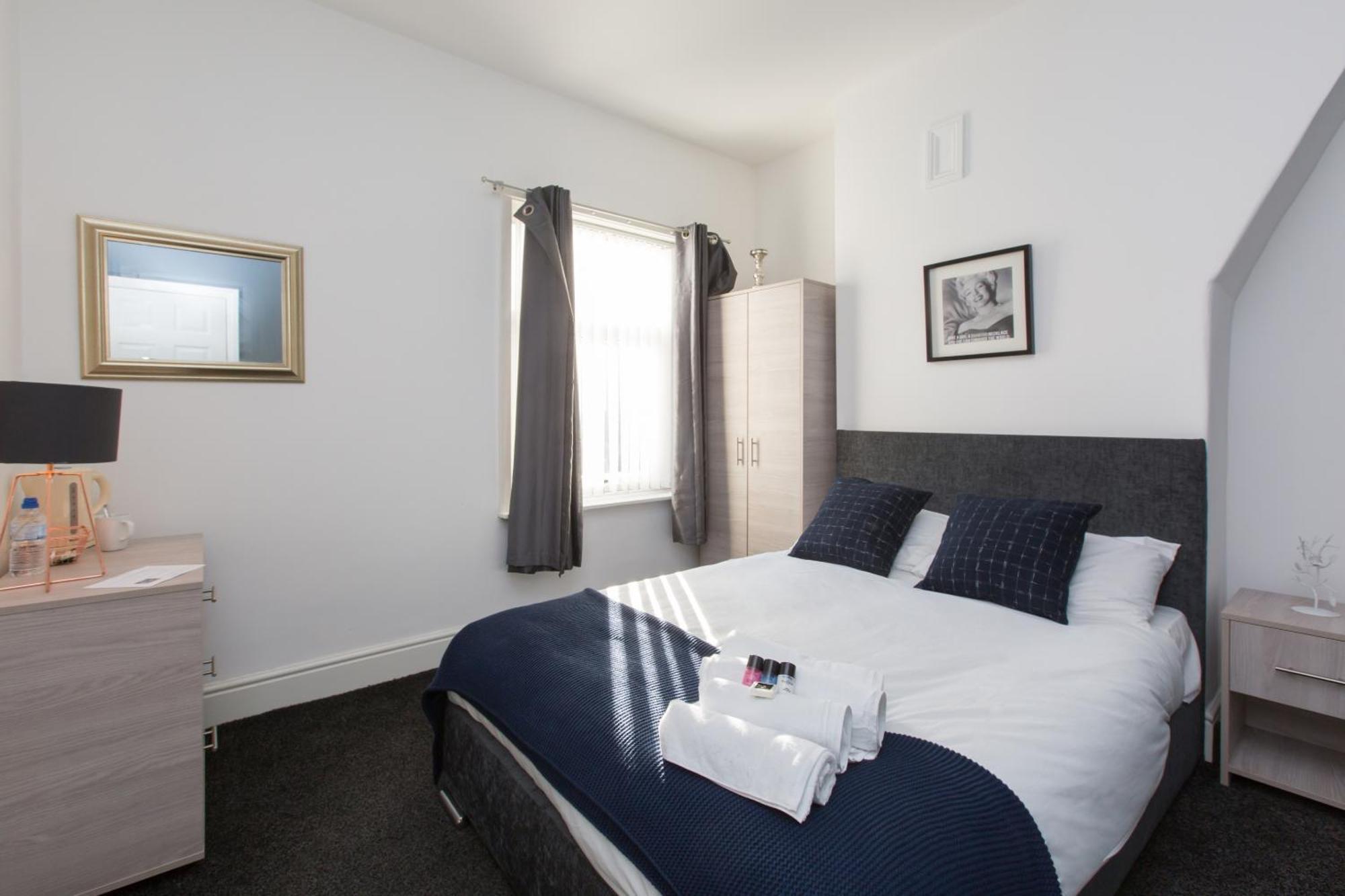 Bed and Breakfast Townhouse @ Corporation Street Stoke Habitación foto